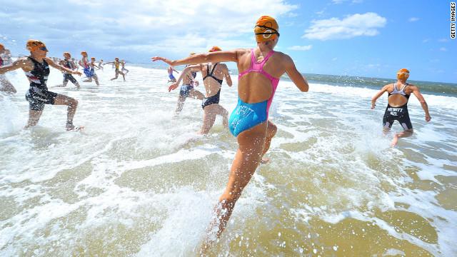 120329062836-triathlon-starting-line-mooloolaba-story-top